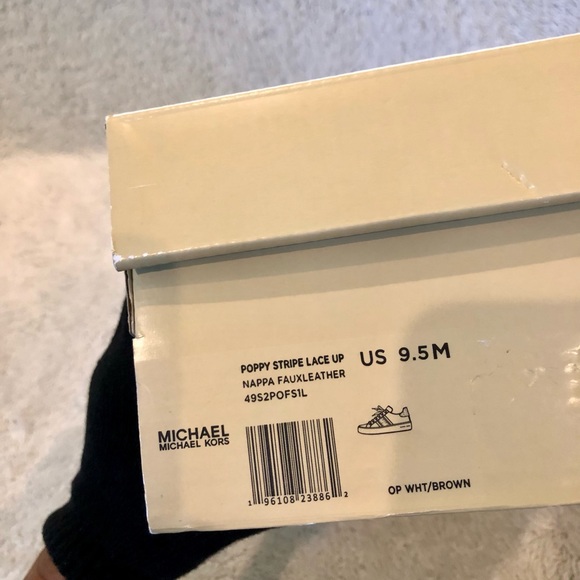 Michael kors Poppy Faux Leather And Logo Stripe Sneakers Size: 9.5 - Picture 10 of 10